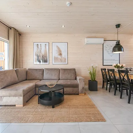 Jaktstuga Tropicana Gold Bobolin